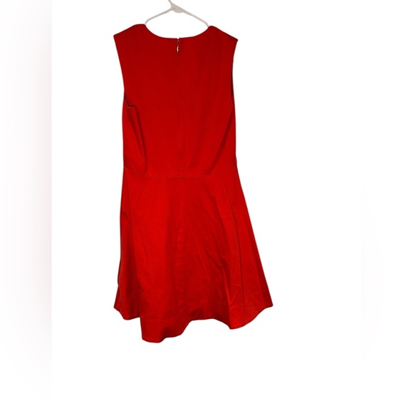 Draper James Vibrant Red Sleeveless Dress V-Neck 8 (Party, Occasion, Sleeveless) - Picture 5 of 10